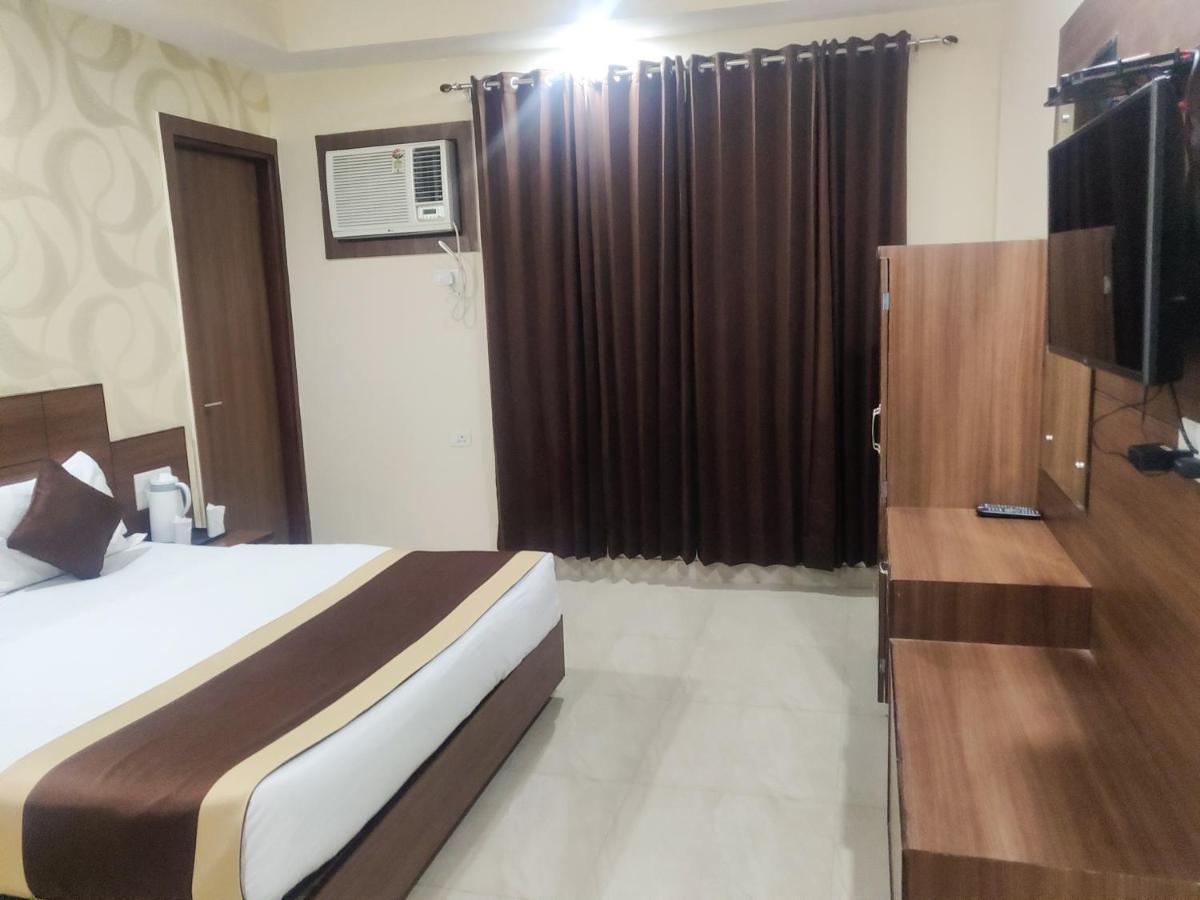 Hotel The Vaishno Devi Hills Katra  Eksteriør bilde