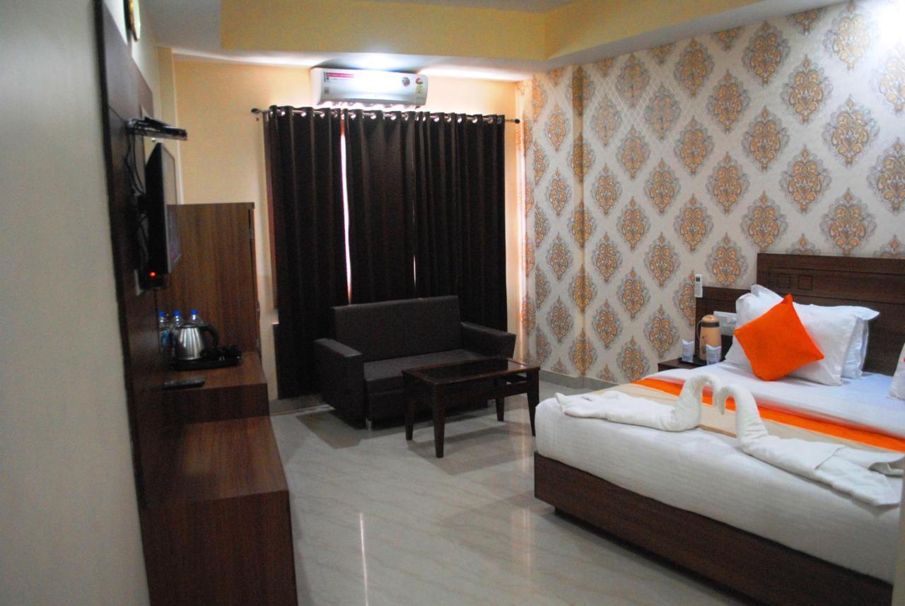 Hotel The Vaishno Devi Hills Katra  Eksteriør bilde